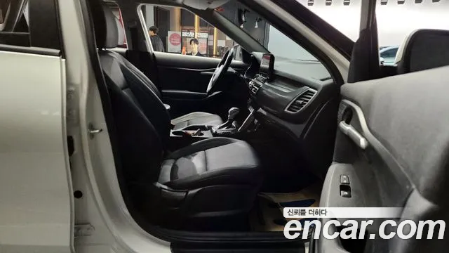 Kia Seltos Seltos Бензин 1.6 турбо 2WD — Фото автомобиля 11