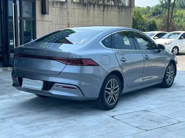BYD Qin PLUS — Фото автомобиля 6