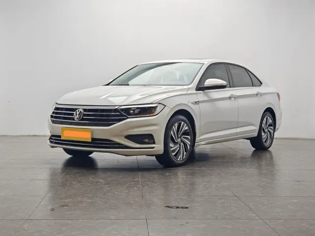 Фотография автомобиля — Volkswagen Sagitar