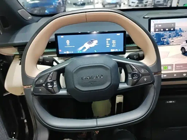 Lynk & Co Z20 — Фото автомобиля 10