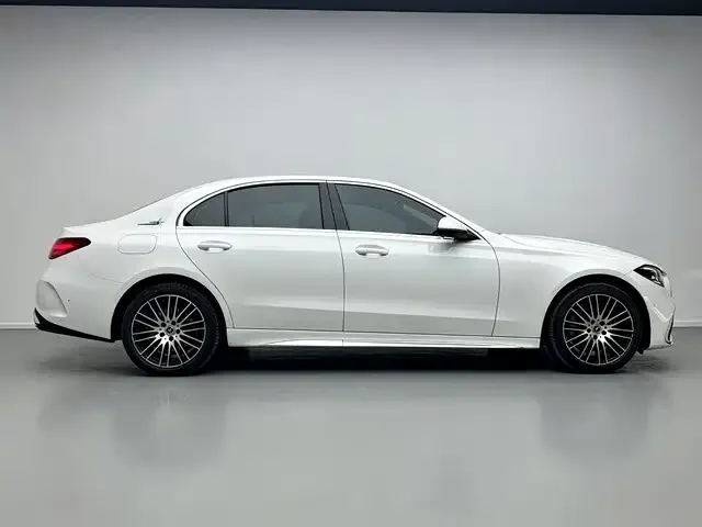 Mercedes-Benz C-Class — Фото автомобиля 5