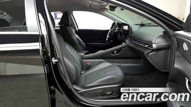 Hyundai AVANTE — Фото автомобиля 26