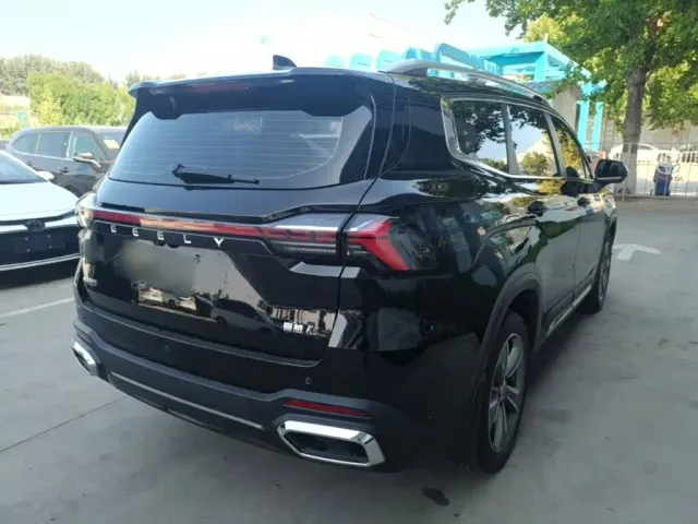 Geely Haoyue L 2023 2.0T DCT Premium Model — Фото автомобиля 6
