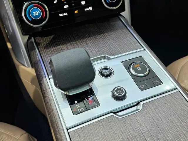 Land Rover Range Rover — Фото автомобиля 10