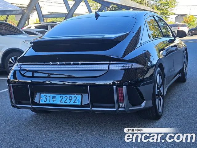Hyundai Ioniq 6 — Фото автомобиля 5