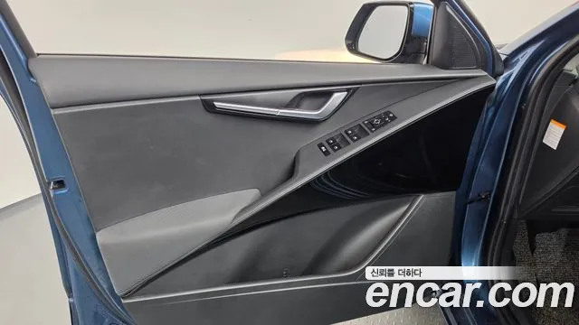 Kia Niro The All New — Фото автомобиля 13