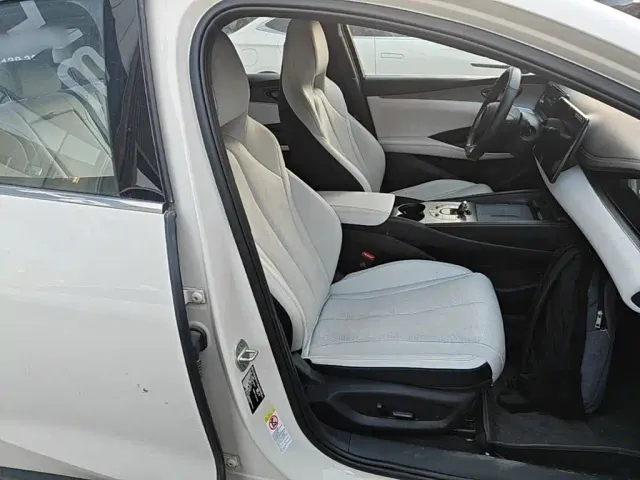 BYD Seal 06 — Фото автомобиля 24