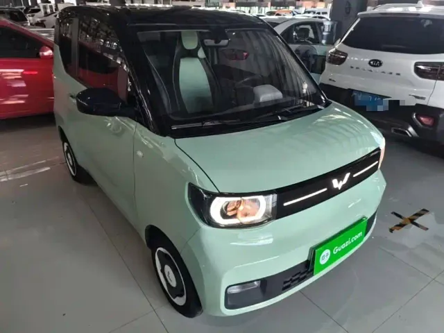 Wuling Hongguang Mini EV — Фото автомобиля 3