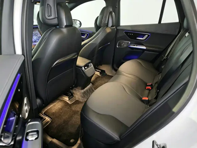 Mercedes-Benz EQE SUV — Фото автомобиля 5