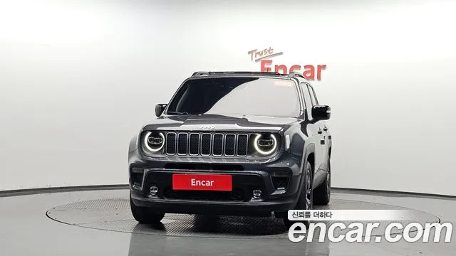 Jeep Renegade — Фото автомобиля 2
