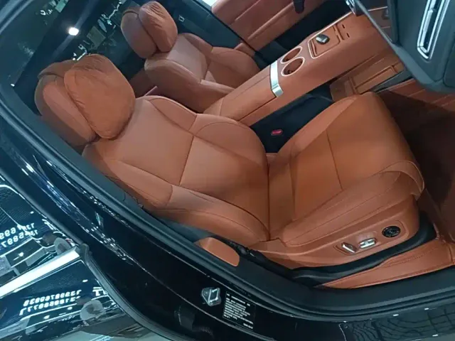 Li Auto L6 — Фото автомобиля 24