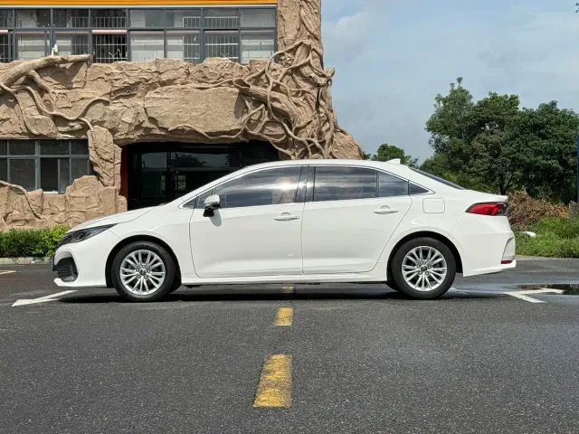 Toyota Allion — Фото автомобиля 4