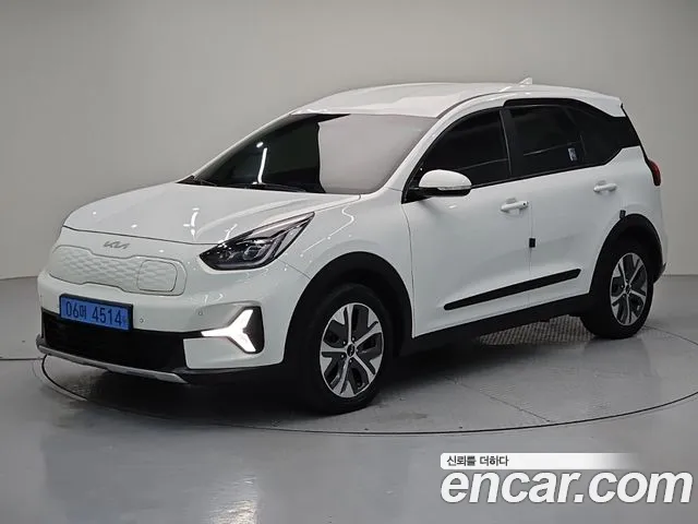 Фотография автомобиля — Kia Niro