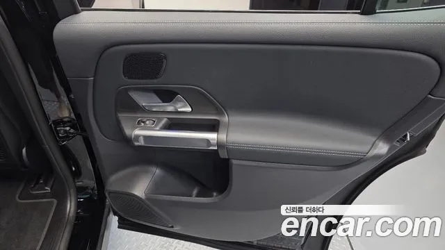 Mercedes-Benz EQB X243 — Фото автомобиля 25