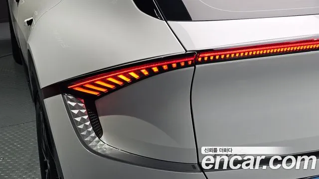 Kia EV6 — Фото автомобиля 8