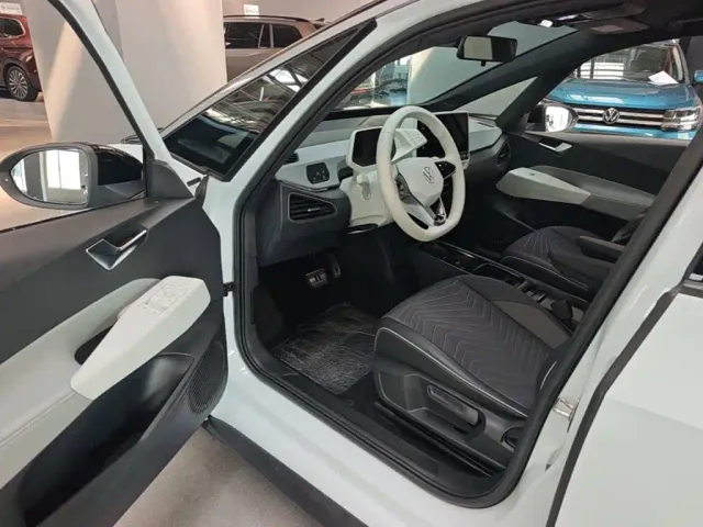 Volkswagen ID.3 — Фото автомобиля 20