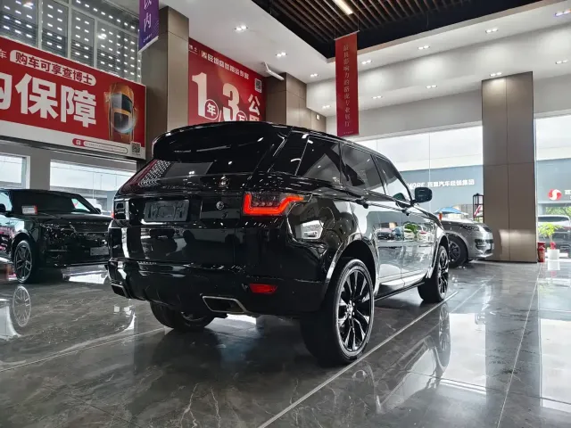 Land Rover Range Rover Sport — Фото автомобиля 20