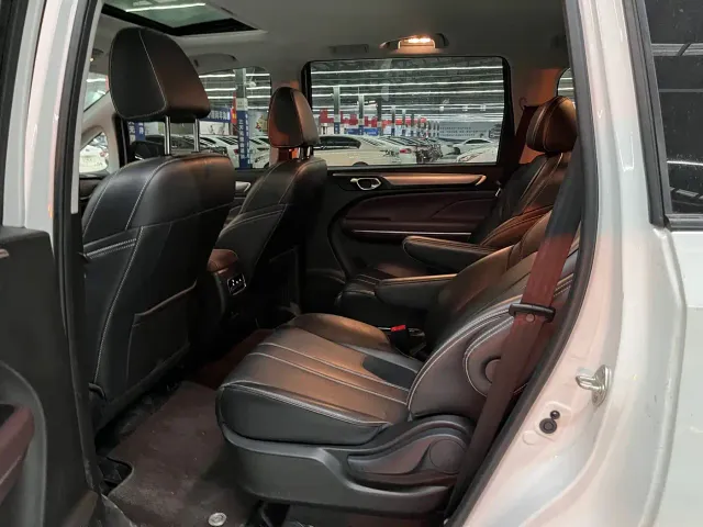 GAC Trumpchi M6 — Фото автомобиля 8