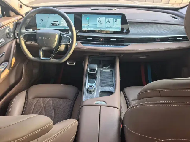 Chery Arrizo 8 — Фото автомобиля 6