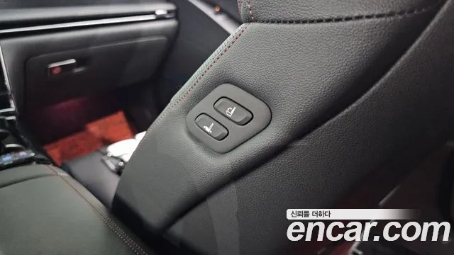 Genesis G80 Бензин 2.5 турбо AWD — Фото автомобиля 29