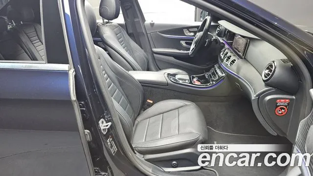 Mercedes-Benz E-Class — Фото автомобиля 10