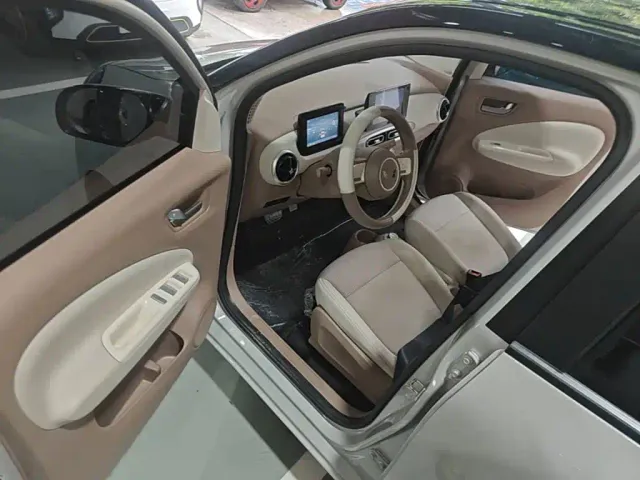 Wuling Hongguang Mini EV — Фото автомобиля 15