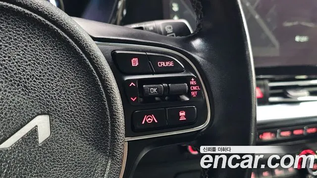 Kia Niro — Фото автомобиля 15