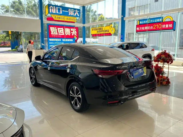 Nissan Sylphy — Фото автомобиля 14