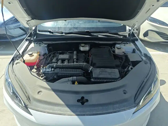 BYD Seal 05 DM-i — Фото автомобиля 16