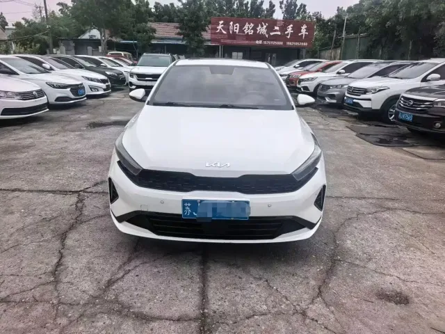 Фотография автомобиля — Kia K3
