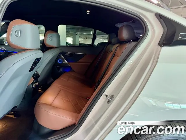 BMW 5-Series — Фото автомобиля 11