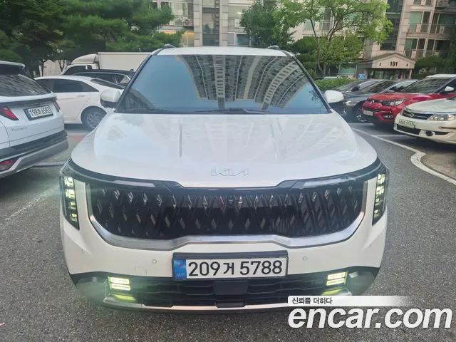 Kia Carnival Generation 4 — Фото автомобиля 3