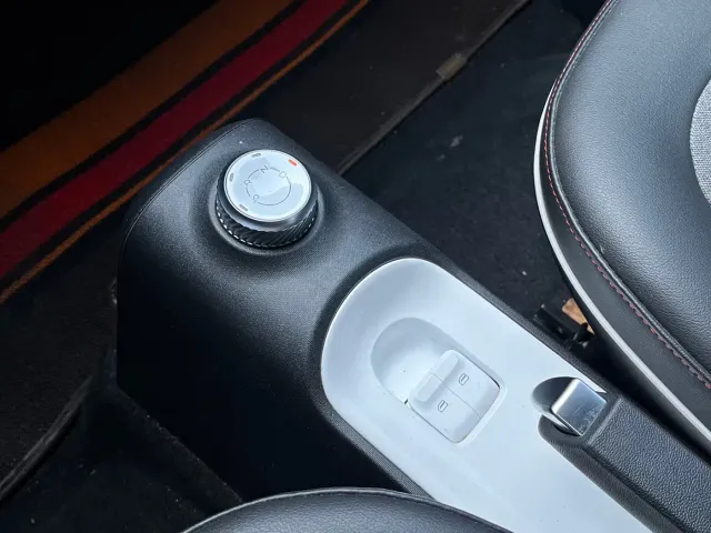 Wuling Hongguang Mini EV — Фото автомобиля 17