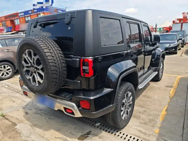 BAIC BJ40 — Фото автомобиля 6
