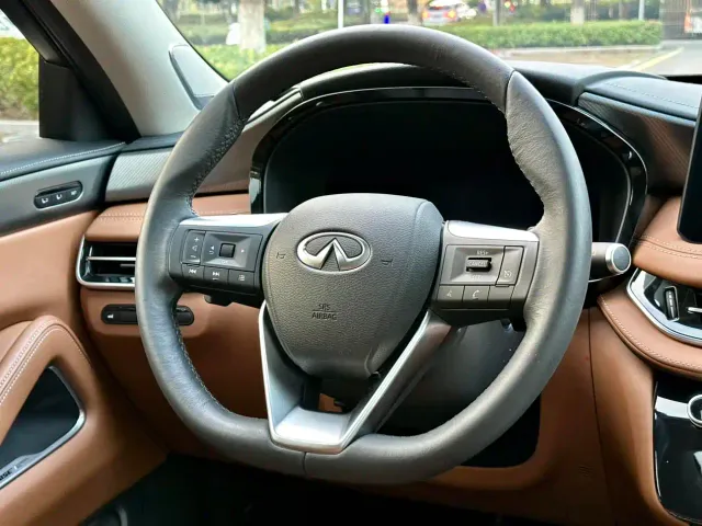 Infiniti QX60 — Фото автомобиля 11