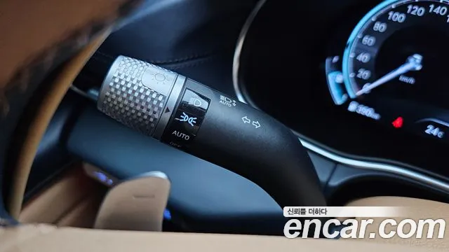 Genesis GV80 — Фото автомобиля 29