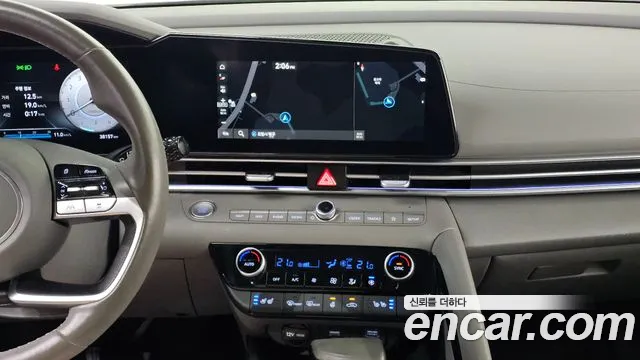 Hyundai Avante CN7 — Фото автомобиля 23