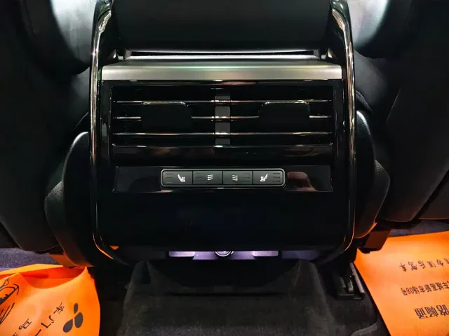 Land Rover Range Rover Sport — Фото автомобиля 16