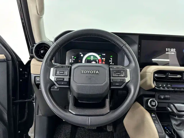 Toyota Prado — Фото автомобиля 17