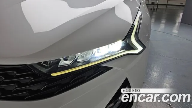 Kia K5 K5 3 поколение 2.0 LPI(Для проката) — Фото автомобиля 21