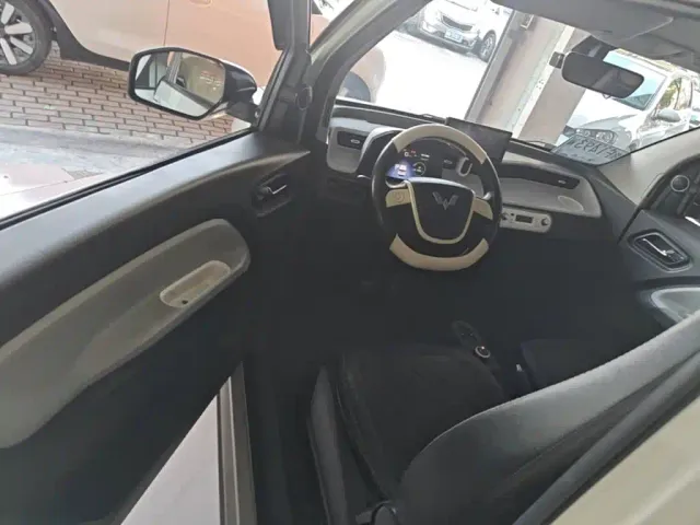 Wuling Hongguang Mini EV — Фото автомобиля 15