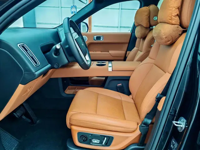 Li Auto Li L8 2024 Pro — Фото автомобиля 5