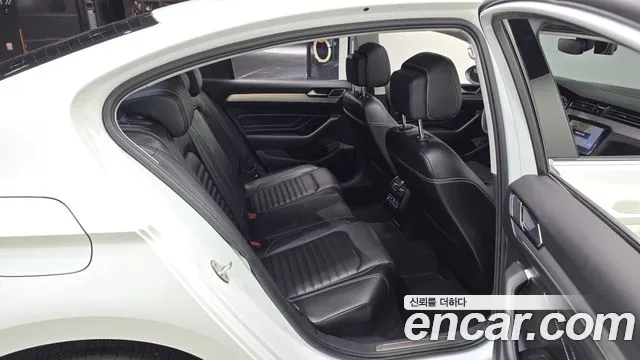 Volkswagen Passat Passat GT(B8) 2.0 TDI Prestige — Фото автомобиля 11