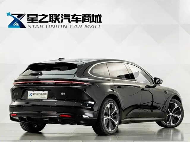 Nio ET5 Touring — Фото автомобиля 6