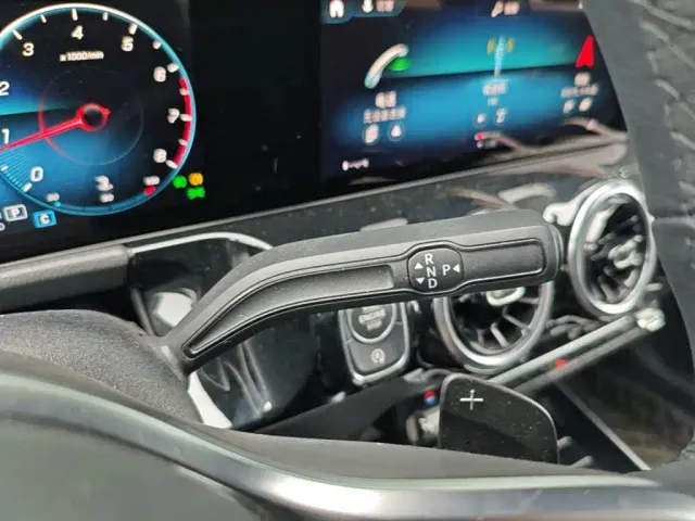 Mercedes-Benz GLA-Class — Фото автомобиля 13