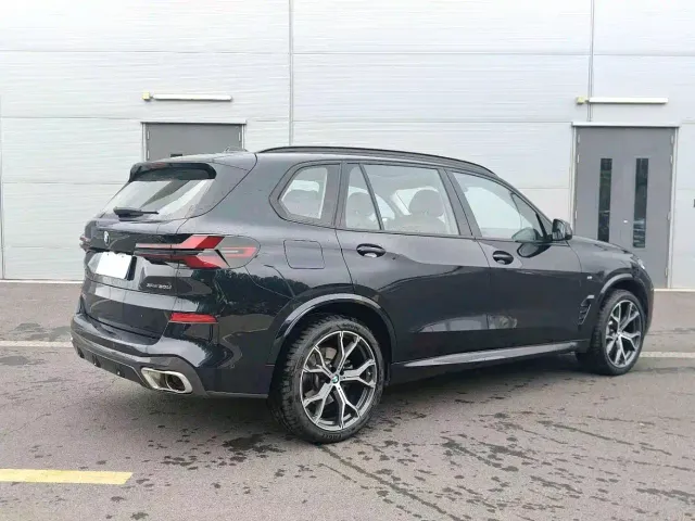 BMW X5 — Фото автомобиля 8