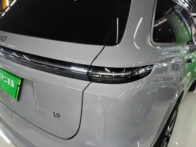Li Auto L9 — Фото автомобиля 7