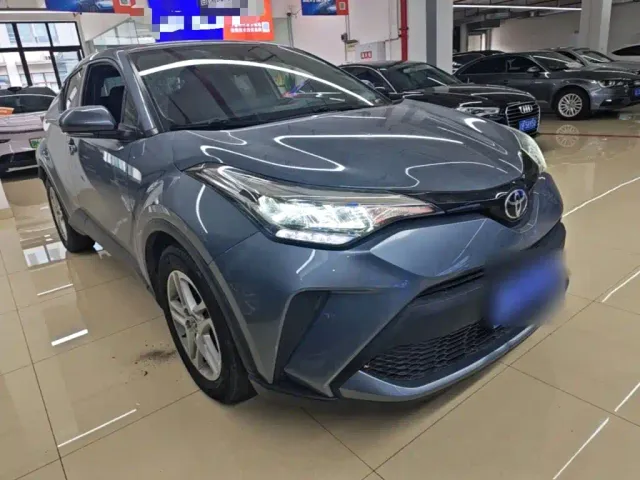 Toyota Toyota C-HR 2021 2.0L Comfort Edition — Фото автомобиля 3