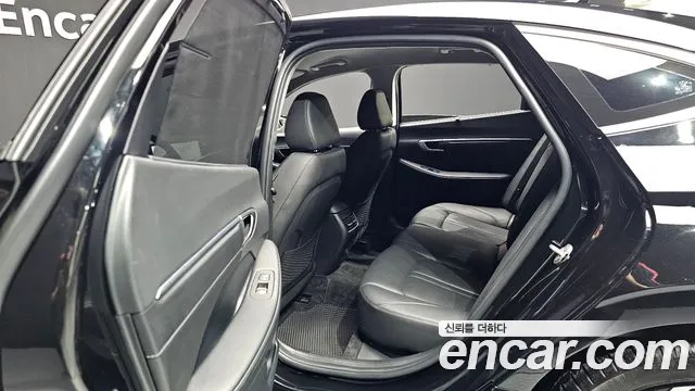 Hyundai Sonata — Фото автомобиля 17