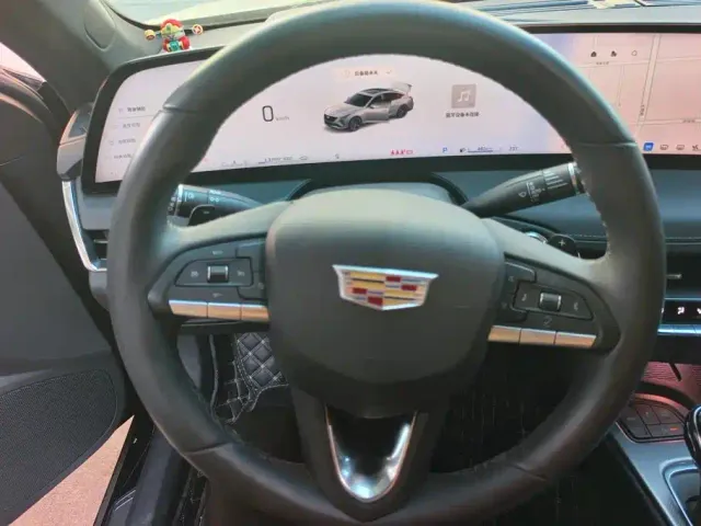 Cadillac CT5 — Фото автомобиля 15